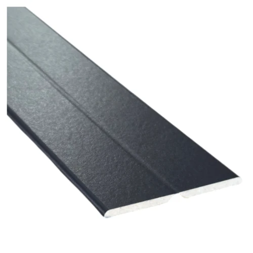 Listwa-lamana-25-25-2600-mm-czarna-0.webp