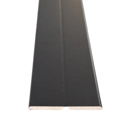 Listwa-lamana-25-25-2600-mm-czarna-2.webp