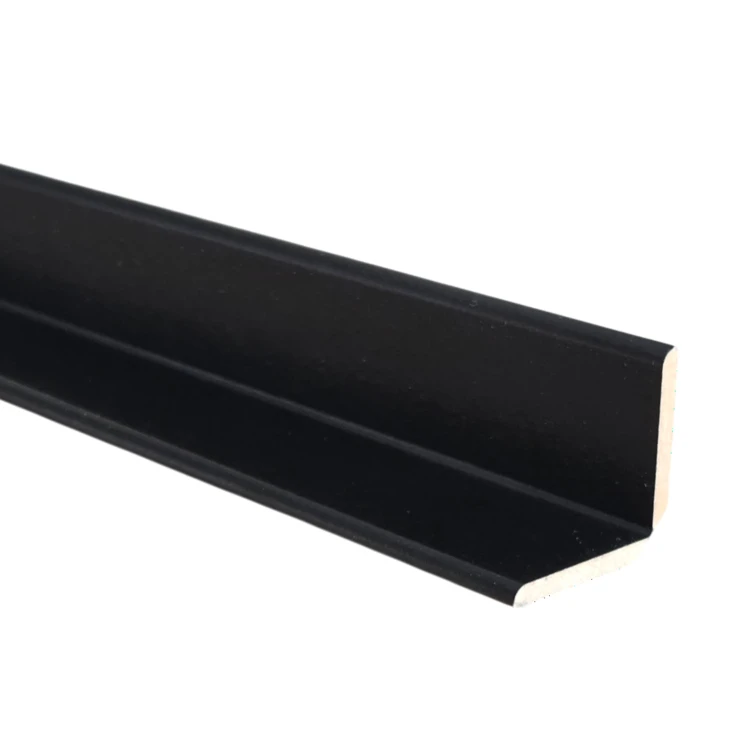 Listwa-lamana-25-25-2600-mm-czarna-11.webp